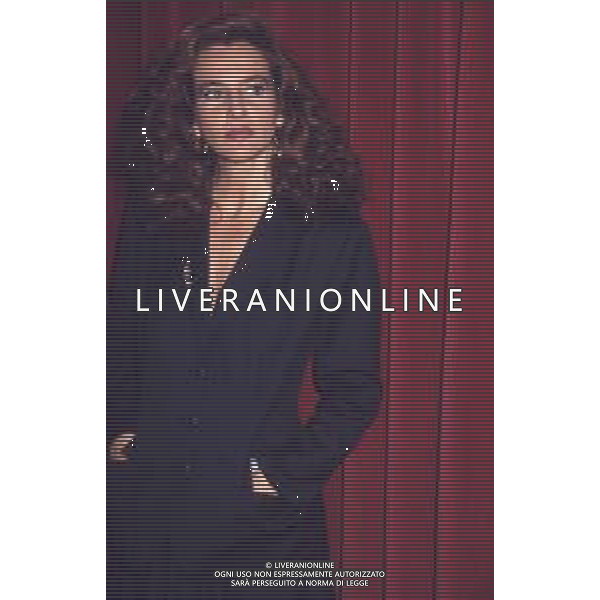 DIAP-RETROSPETTIVA GIULIANA DE SIO ATTRICE NELLA FOTO GIULIANA DE SIO NELL\'ANNO 1990 A MILANO AG ALDO LIVERANI SAS