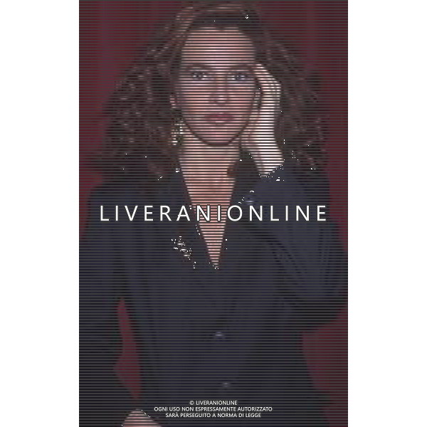 DIAP-RETROSPETTIVA GIULIANA DE SIO ATTRICE NELLA FOTO GIULIANA DE SIO NELL\'ANNO 1990 A MILANO AG ALDO LIVERANI SAS