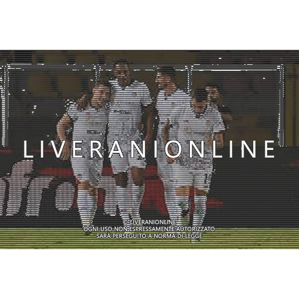 US Lecce vs AC Cagliari Calcio nella foto Esultanza dopo la rete Andrea Belotti (Cagliari Calcio) e Yerry Mina (Cagliari Calcio) Lecce (ITA) 19-09-2025 ©TVPG Pasquale Golia - AGENZIA ALDO LIVERANI SAS