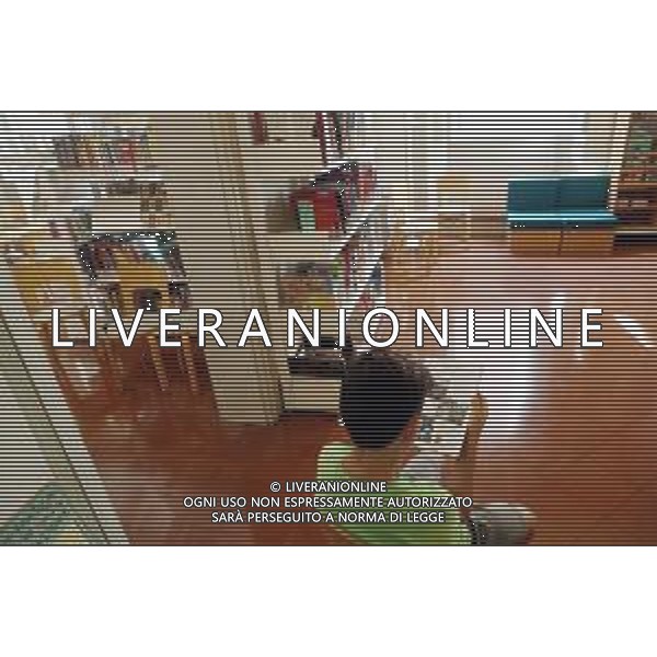 IMOLA 20 09 2025 BIBLIOTECA COMUNALE CASA PIANI "VIETATO NON SFOGLIARE" NELLA FOTO LETURA DEI LIBRI ©SANNA - AGENZIA ALDO LIVERANI SAS