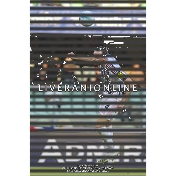 Federico Gatti of Juventus FC heads the ball during Hellas Verona FC vs Juventus FC, 4° Serie A Enilive 2025-26 game at Marcantonio Bentegodi stadium in Verona (VR), Italy, on September 20, 2025. (Photo by Davide Casentini)- AGENZIA ALDO LIVERANI