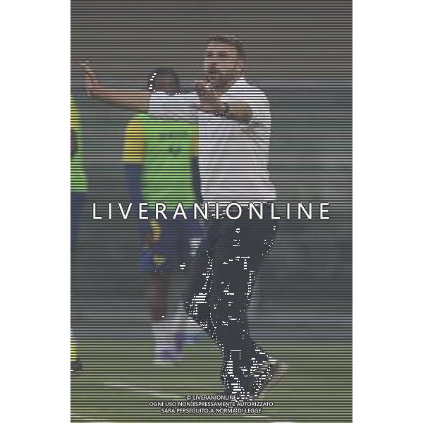 Paolo Zanetti Head Coach of Hellas Verona FC gestures during Hellas Verona FC vs Juventus FC, 4° Serie A Enilive 2025-26 game at Marcantonio Bentegodi stadium in Verona (VR), Italy, on September 20, 2025. (Photo by Davide Casentini)- AGENZIA ALDO LIVERANI