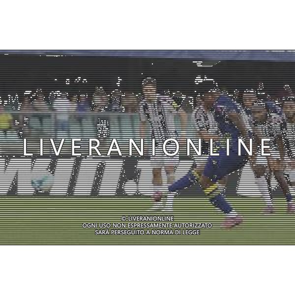 Gift Orban of Hellas Verona FC scores a goalduring Hellas Verona FC vs Juventus FC, 4° Serie A Enilive 2025-26 game at Marcantonio Bentegodi stadium in Verona (VR), Italy, on September 20, 2025. (Photo by Davide Casentini)- AGENZIA ALDO LIVERANI
