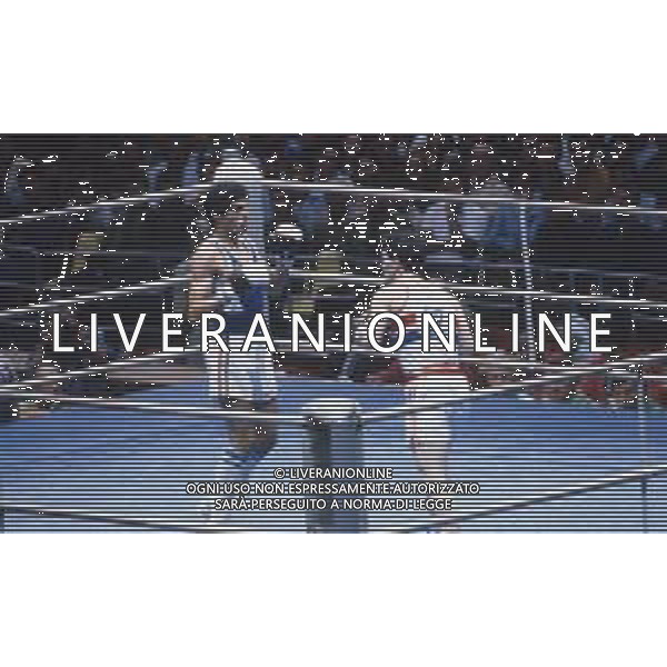 DIAP-RETROSPETTIVA PATRIZIO OLIVA PUGILE NELLA FOTO PATRIZIO OLIVA E ANTHONY WILLIS ALLE OLIMPIADI DI MOSCA ANNO 1980 FOTO ENRICO LIVERANI -AG ALDO LIVERANI SAS 