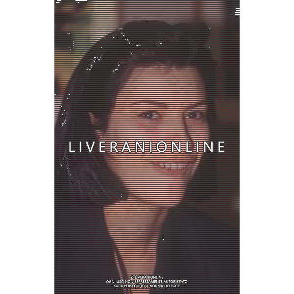 DIAP-RETROSPETTIVA LAURA PAUSINI CANTANTE NELLA FOTO LAURA PAUSINI AL FESTIVAL DI SANREMO NELL\'ANNO 1993 AG ALDO LIVERANI SAS