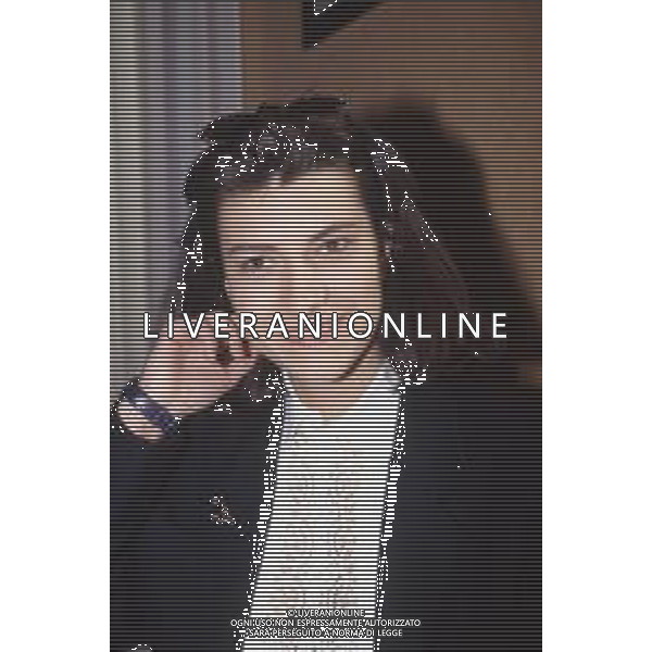 DIAP-RETROSPETTIVA LAURA PAUSINI CANTANTE NELLA FOTO LAURA PAUSINI AL FESTIVAL DI SANREMO NELL\'ANNO 1993 AG ALDO LIVERANI SAS