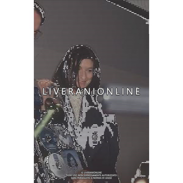 DIAP-RETROSPETTIVA LAURA PAUSINI CANTANTE NELLA FOTO LAURA PAUSINI AL FESTIVAL DI SANREMO NELL\'ANNO 1993 AG ALDO LIVERANI SAS