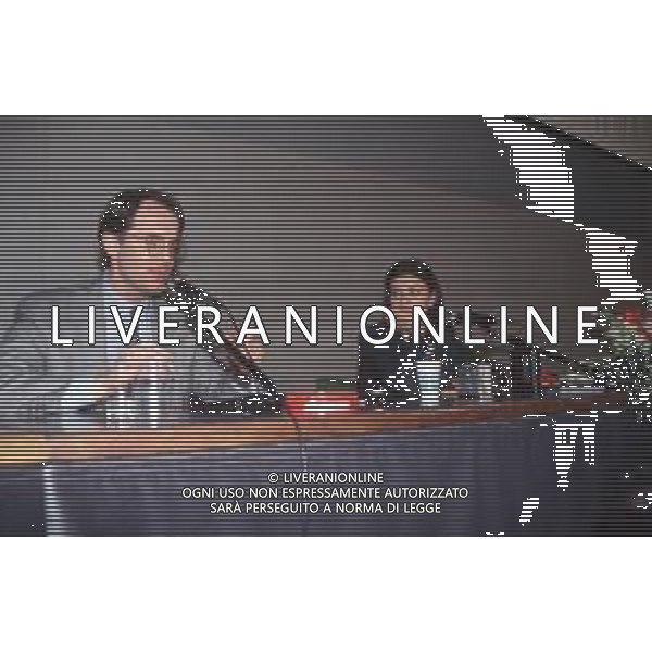 DIAP-RETROSPETTIVA LAURA PAUSINI CANTANTE NELLA FOTO LAURA PAUSINI AL FESTIVAL DI SANREMO NELL\'ANNO 1993 AG ALDO LIVERANI SAS