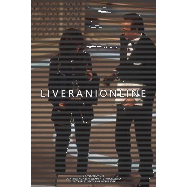 DIAP-RETROSPETTIVALAURA PAUSINI CANTANTE NELLA FOTO LAURA PAUSINI A SANREMO NELL\'ANNO 1993 CON PIPPO BAUDO AG ALDO LIVERANI SAS