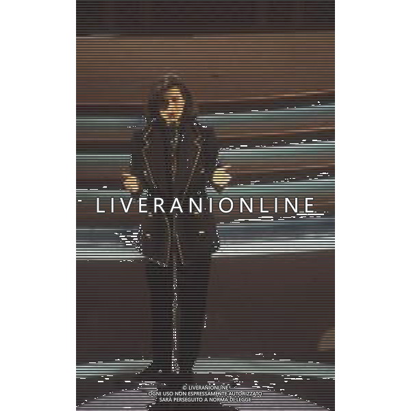 DIAP-RETROSPETTIVALAURA PAUSINI CANTANTE NELLA FOTO LAURA PAUSINI A SANREMO NELL\'ANNO 1993 AG ALDO LIVERANI SAS