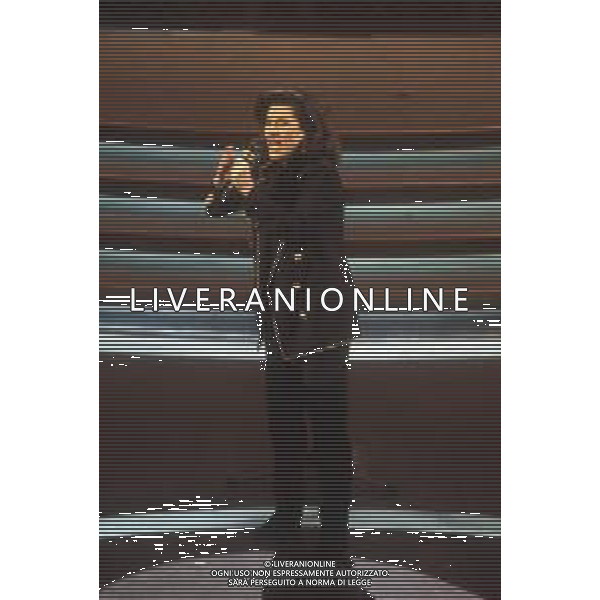 DIAP-RETROSPETTIVALAURA PAUSINI CANTANTE NELLA FOTO LAURA PAUSINI A SANREMO NELL\'ANNO 1993 AG ALDO LIVERANI SAS