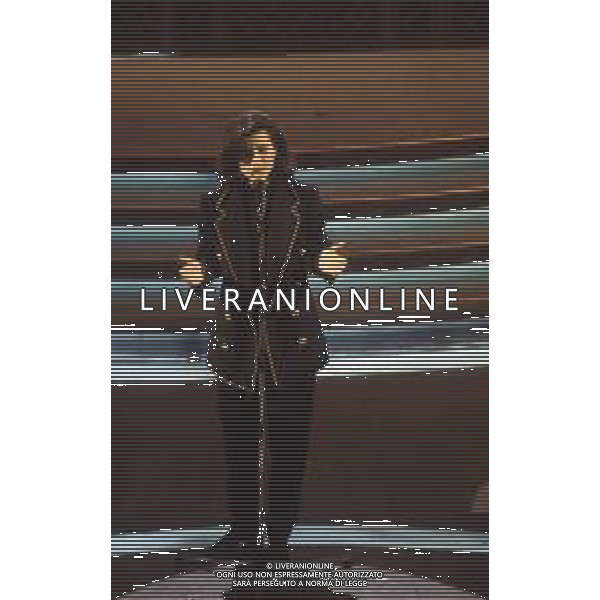 DIAP-RETROSPETTIVALAURA PAUSINI CANTANTE NELLA FOTO LAURA PAUSINI A SANREMO NELL\'ANNO 1993 AG ALDO LIVERANI SAS