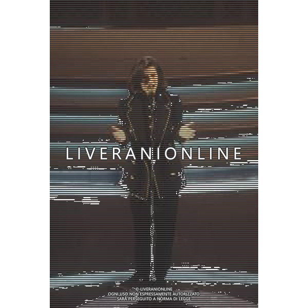 DIAP-RETROSPETTIVALAURA PAUSINI CANTANTE NELLA FOTO LAURA PAUSINI A SANREMO NELL\'ANNO 1993 AG ALDO LIVERANI SAS