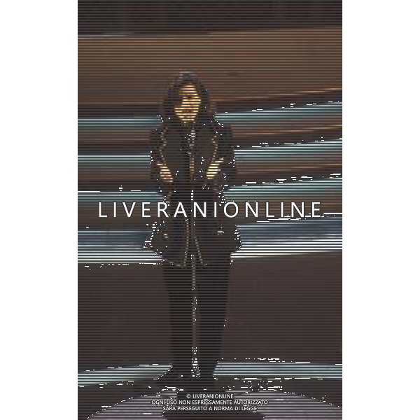 DIAP-RETROSPETTIVALAURA PAUSINI CANTANTE NELLA FOTO LAURA PAUSINI A SANREMO NELL\'ANNO 1993 AG ALDO LIVERANI SAS