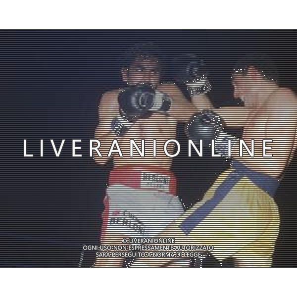 DIAP-RETROSPETTIVA PATRIZIO OLIVA PUGILE NELLA FOTO PATRIZIO OLIVA CONTRO UAN JOSE GIMENEZ AL PALAZZO DELL OSPORT DI MILANO IL GIORNO 14-10-1983 INONTRO VALIDO PER IL CAMPIONATO EUROPEO AG ALDO LIVERANI SAS