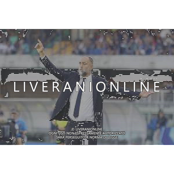 Jugor Tudor Head Coach of Juventus FC gestures during Hellas Verona FC vs Juventus FC, 4° Serie A Enilive 2025-26 game at Marcantonio Bentegodi stadium in Verona (VR), Italy, on September 20, 2025. (Photo by Davide Casentini) AG ALDO LIVERANI SAS