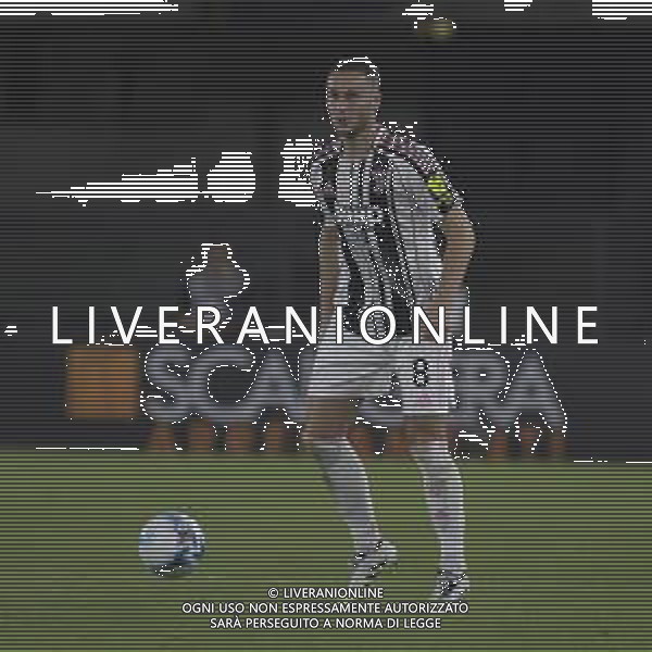 Teun Koopmeiners of Juventus FC play the ball during Hellas Verona FC vs Juventus FC, 4° Serie A Enilive 2025-26 game at Marcantonio Bentegodi stadium in Verona (VR), Italy, on September 20, 2025. (Photo by Davide Casentini) AG ALDO LIVERANI SAS