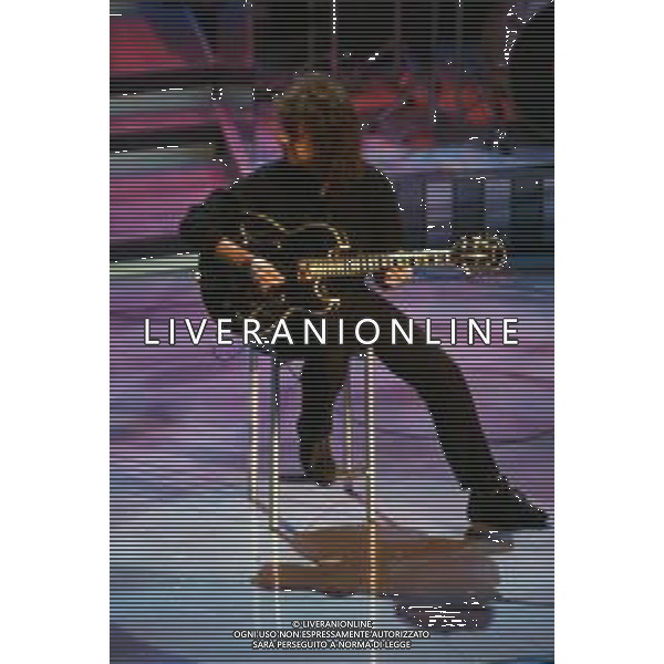 DIAP-RETROSPETTIVA PAT METHENY CANTANTE NELLA FOTO PAT MATHENY A SANREMO NELL\'ANNO 1996 AG ALDO LIVERANI SAS