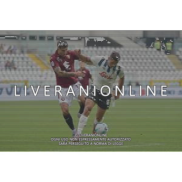 TVMV-Torino 21.09.2025 Stadio Grande Torino @Manuela Viganti/Ag. Aldo Liverani sas Torino vs Atalanta Campionato Calcio Serie A Enilive 2025/2026 4a giornata Nella foto: guillermo maripan e nikola krstovic ©TVMV Viganti Manuela - AGENZIA ALDO LIVERANI