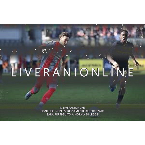 TVRG Cremonese vs Parma nella foto Romano Floriani Mussolini (Cremonese) e sulla DX Lamine Mandela Keita (Parma) Cremona 21-09-2025 Stadio Giovanni Zini Cremonese vs Parma Campionato Serie A Enilive - 4a giornata foto Roberto Garavaglia/Agenzia Aldo Liverani sas