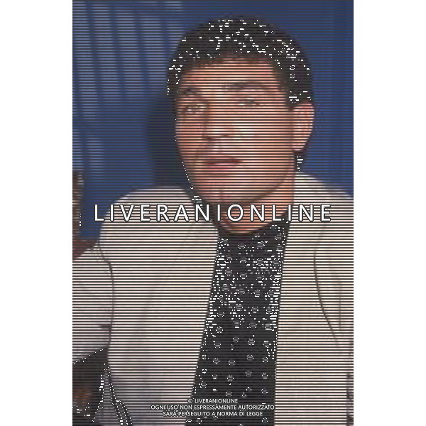 DIAP-RETROSPETTIVA PATRIZIO OLIVA PUGILE NELLA FOTO PATRIZIO OLIVA A MILANO NELL\'ANNO 1988 IN TERRAZZA MARTINI AG ALDO LIVERANI SAS