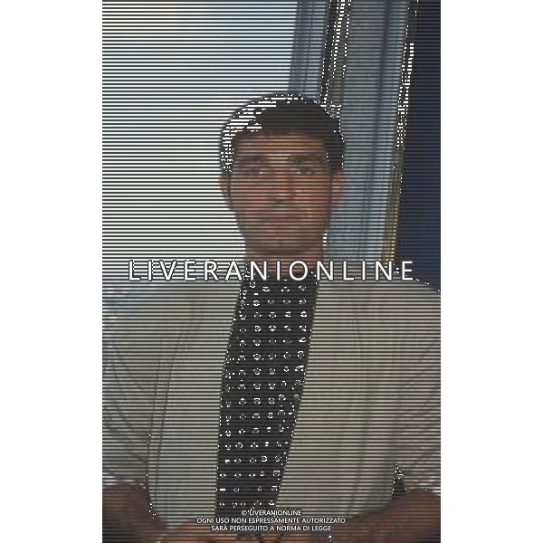 DIAP-RETROSPETTIVA PATRIZIO OLIVA PUGILE NELLA FOTO PATRIZIO OLIVA A MILANO NELL\'ANNO 1988 IN TERRAZZA MARTINI AG ALDO LIVERANI SAS