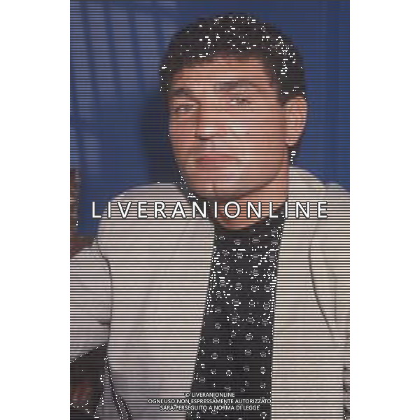 DIAP-RETROSPETTIVA PATRIZIO OLIVA PUGILE NELLA FOTO PATRIZIO OLIVA A MILANO NELL\'ANNO 1988 IN TERRAZZA MARTINI AG ALDO LIVERANI SAS