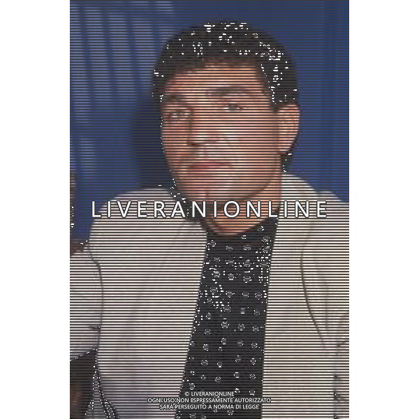 DIAP-RETROSPETTIVA PATRIZIO OLIVA PUGILE NELLA FOTO PATRIZIO OLIVA A MILANO NELL\'ANNO 1988 IN TERRAZZA MARTINI AG ALDO LIVERANI SAS