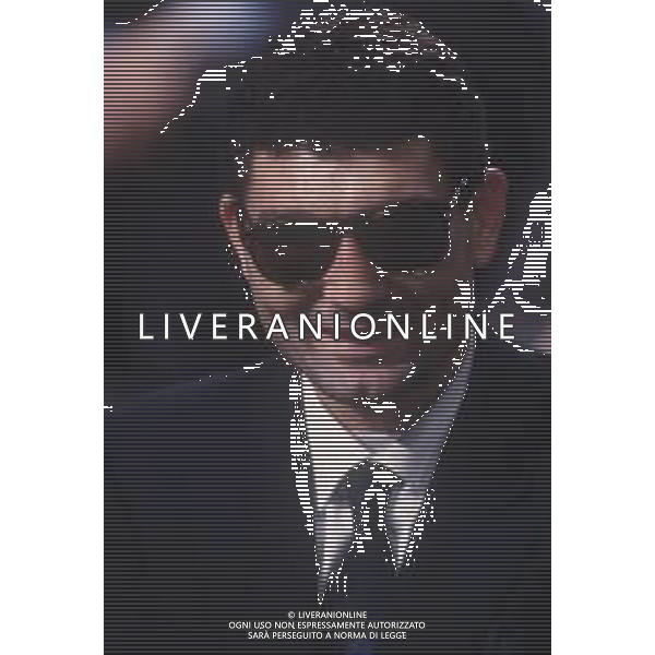 DIAP-RETROSPETTIVA PATRIZIO OLIVA PUGILE NELLA FOTO PATRIZIO OLIVA OSPITE DELLA TRASMISSIONE TELEVISIVA LA DOMENICA SPORTIVA“ NELL\'ANNO 1986 AG ALDO LIVERANI SAS  