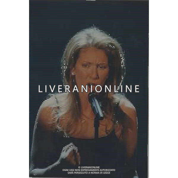 DIAP-RETROSPETTIVA CELINE DION CANTANTE NELLA FOTO CELINE DION A SANREMO NELL\'ANNO 1996 AG ALDO LIVERANI SAS