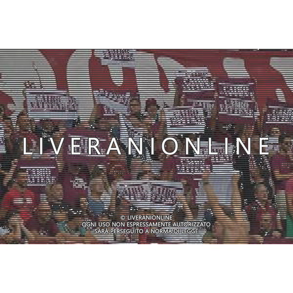 TVMV-Torino 21.09.2025 Stadio Grande Torino @Manuela Viganti/Ag. Aldo Liverani sas Torino vs Atalanta Campionato Calcio Serie A Enilive 2025/2026 4a giornata Nella foto: la curva maratona contesta urbano cairo