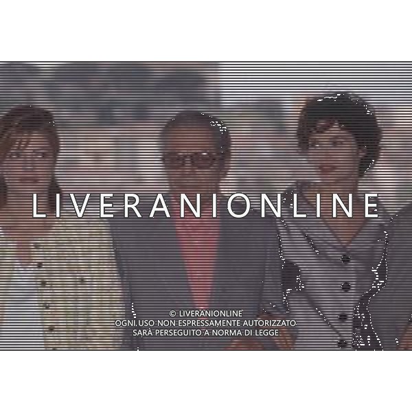 DIAP-RETROSPETTIVA MARCELLO MASTROIANNI ATTORE NELLA FOTO MARCELLO MASTROIANNI CON LA FIGLIA CHIARA E ANNA GALIENA A CANNES NELL\'ANNO 1996 AG ALDO LIVERNI SAS