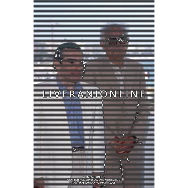 DIAP-RETROSPETTIVA MARTIN SCORSESE REGSTA NELLA FOTO MARTIN SCORSESE A CANNES NELL\'ANNO 1990 CON IL REGISTA AKIRA KUROSAWA AG ALDO LIVERANI SAS