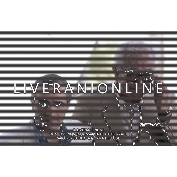 DIAP-RETROSPETTIVA MARTIN SCORSESE REGSTA NELLA FOTO MARTIN SCORSESE A CANNES NELL\'ANNO 1990 CON IL REGISTA AKIRA KUROSAWA AG ALDO LIVERANI SAS