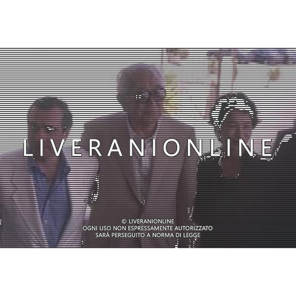 DIAP-RETROSPETTIVA MARTIN SCORSESE REGSTA NELLA FOTO MARTIN SCORSESE A CANNES NELL\'ANNO 1990 CON IL REGISTA AKIRA KUROSAWA AG ALDO LIVERANI SAS