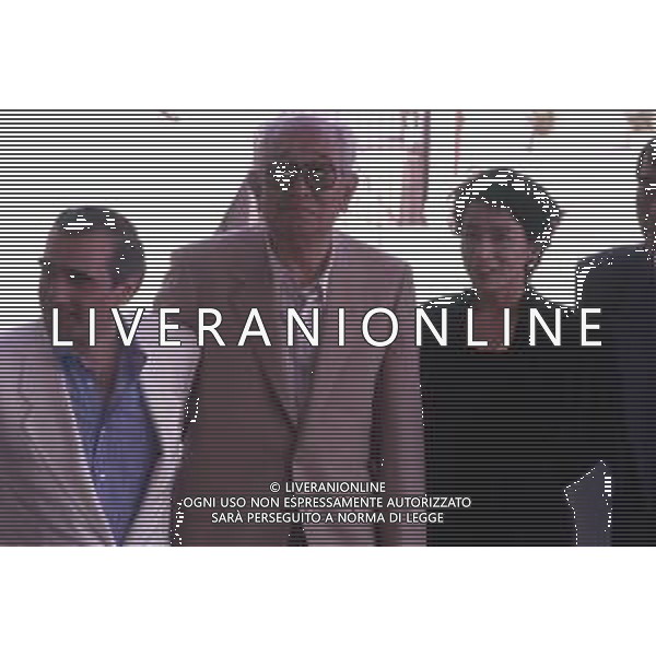 DIAP-RETROSPETTIVA MARTIN SCORSESE REGSTA NELLA FOTO MARTIN SCORSESE A CANNES NELL\'ANNO 1990 CON IL REGISTA AKIRA KUROSAWA AG ALDO LIVERANI SAS