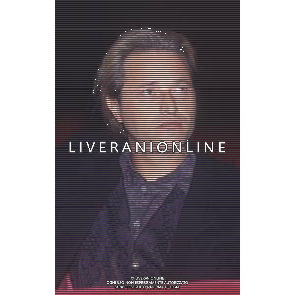 DIAP-RETROSPETTIVA AMEDEO MINGHI CANTANTE NELLA FOTO AMEDEO MINGHI A SANREMO NELL\'ANNO 1991 AG ALDO LIVERANI SAS