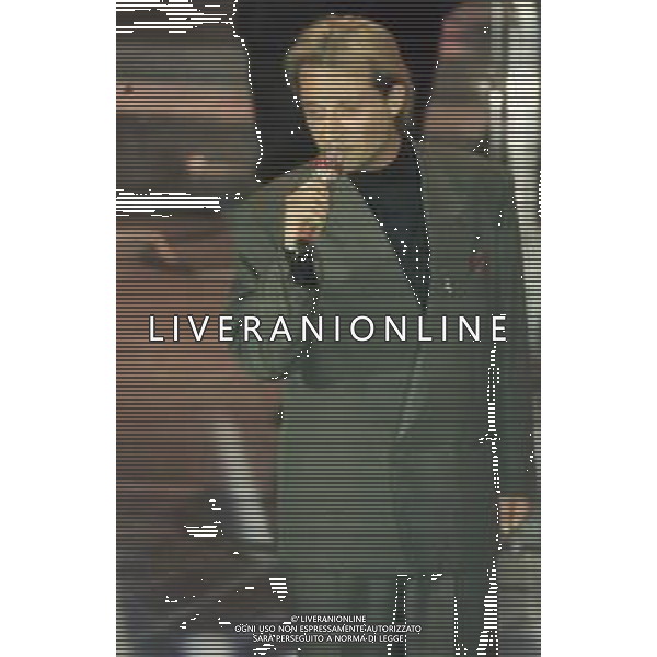 DIAP-RETROSPETTIVA AMEDEO MINGHI CANTANTE NELLA FOTO AMEDEO MINGHI A SANREMO NELL\'ANNO 1991 AG ALDO LIVERANI SAS