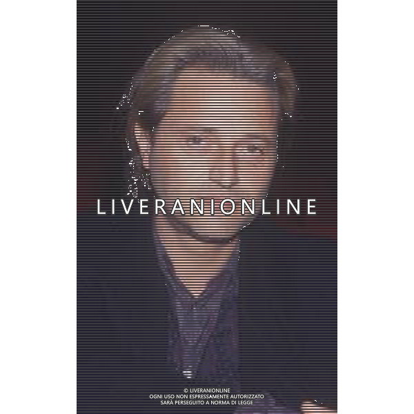 DIAP-RETROSPETTIVA AMEDEO MINGHI CANTANTE NELLA FOTO AMEDEO MINGHI A SANREMO NELL\'ANNO 1991 AG ALDO LIVERANI SAS