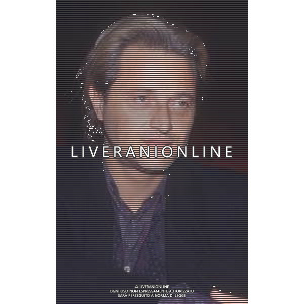 DIAP-RETROSPETTIVA AMEDEO MINGHI CANTANTE NELLA FOTO AMEDEO MINGHI A SANREMO NELL\'ANNO 1991 AG ALDO LIVERANI SAS