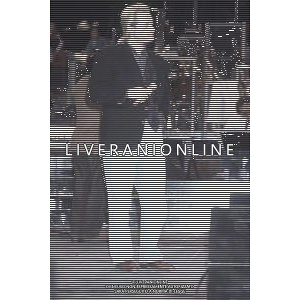 DIAP-RETROSPETTIVA AMEDEO MINGHI CANTANTE NELLA FOTO AMEDEO MINGHI A SANREMO NELL\'ANNO 1991 AG ALDO LIVERANI SAS