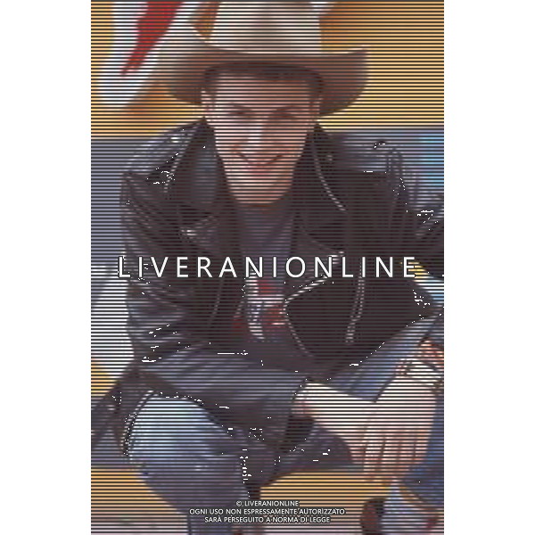 DIAP-RETRSPETTIVA LORENZO JOVANOTTI CANTANTE NLLA FOTO LORENZO JOVANOTTI A MILANO NELL\'ANNO 1987 A RADIO DEEJAY AG ALDO LIVERANI SAS