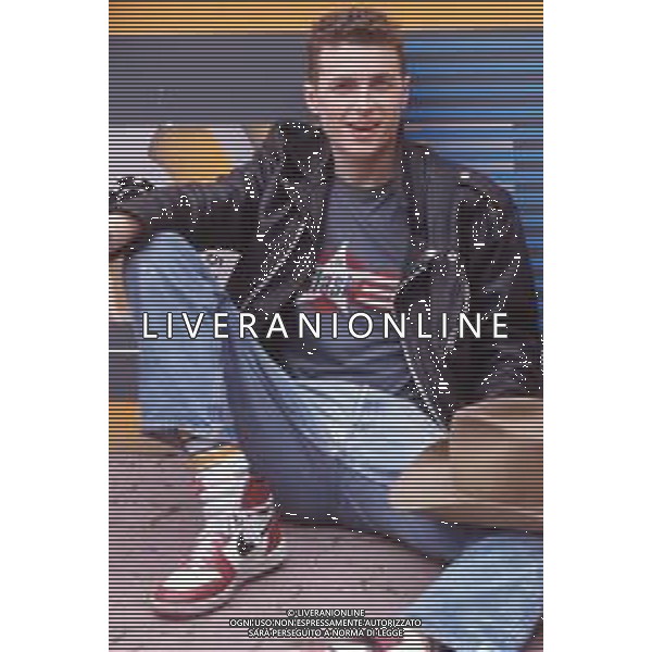 DIAP-RETRSPETTIVA LORENZO JOVANOTTI CANTANTE NLLA FOTO LORENZO JOVANOTTI A MILANO NELL\'ANNO 1987 A RADIO DEEJAY AG ALDO LIVERANI SAS