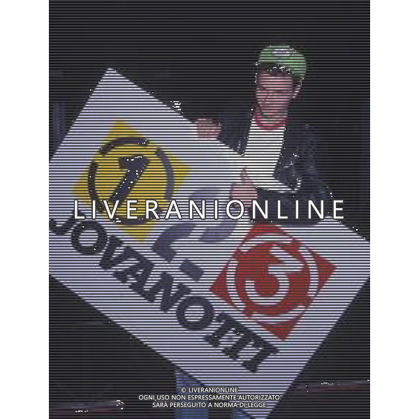 DIAP-RETROSPETTIVA LORENZO JOVANOTTI CANTANTE NLLA FOTO LORENZO JOVANOTTI A MILANO NELL\'ANNO 1985-90 AG ALDO LIVERANI SAS