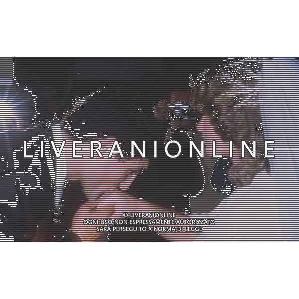 DIAP-RETROSPETTIVA PATRIZIO OLIVA PUGILE NELLA FOTO PATRIZIO OLIVA IL GIORNO DEL SUO MATRIMONIO NELL\'ANNO 1982 LA MOGLIE SILVANA CAIAZZO AG ALDO LIVERANI SAS