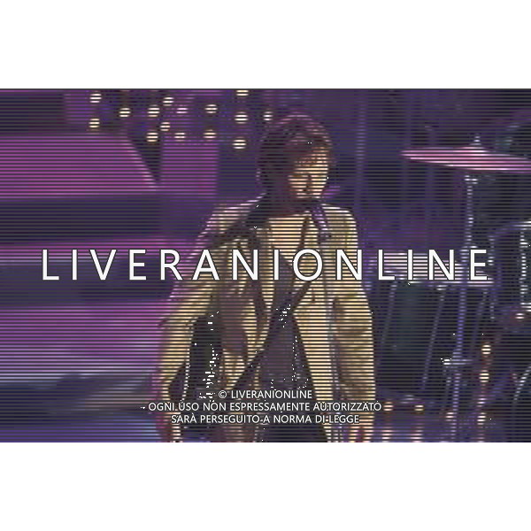 DIAP-RETROSPETTIVA BON JOVI CANTANTE NELLA FOTO BON JOVI A SANREMO NELL\'ANNO 1996 AG ALDO LIVERANI SAS