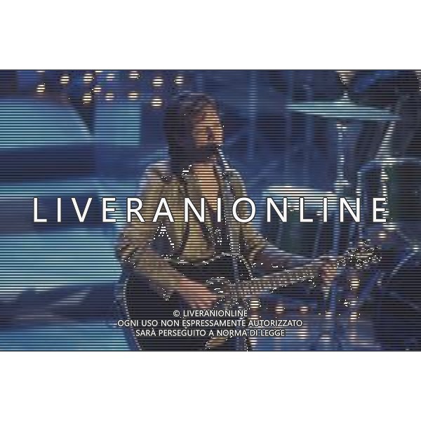 DIAP-RETROSPETTIVA BON JOVI CANTANTE NELLA FOTO BON JOVI A SANREMO NELL\'ANNO 1996 AG ALDO LIVERANI SAS
