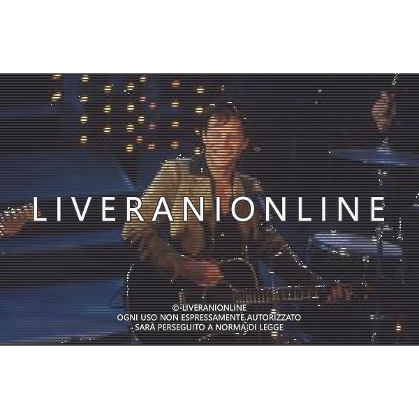 DIAP-RETROSPETTIVA BON JOVI CANTANTE NELLA FOTO BON JOVI A SANREMO NELL\'ANNO 1996 AG ALDO LIVERANI SAS