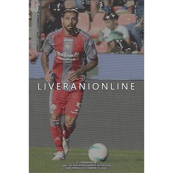 Giuseppe Pezzella of US Cremonese play the ball during US Cremonese vs Parma Calcio, 4° Serie A Enilive 2025-26 game at Renato Zini stadium in Cremona (CR), Italy, on September 21, 2025. (Photo by Davide Casentini) - AGENZIA ALDO LIVERANI