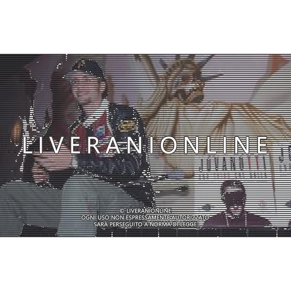 DIAP-RETROSPETTIVA LORENZO JOVANOTTI CANTANTE NELLA FOTO LORENZO JOVANOTTI PRESENTA IL SUO NUOVO DISCO “LA TRIBU\' CHE BALLA “NELL\'ANNO 1991 AG ALDO LIVERANI SAS